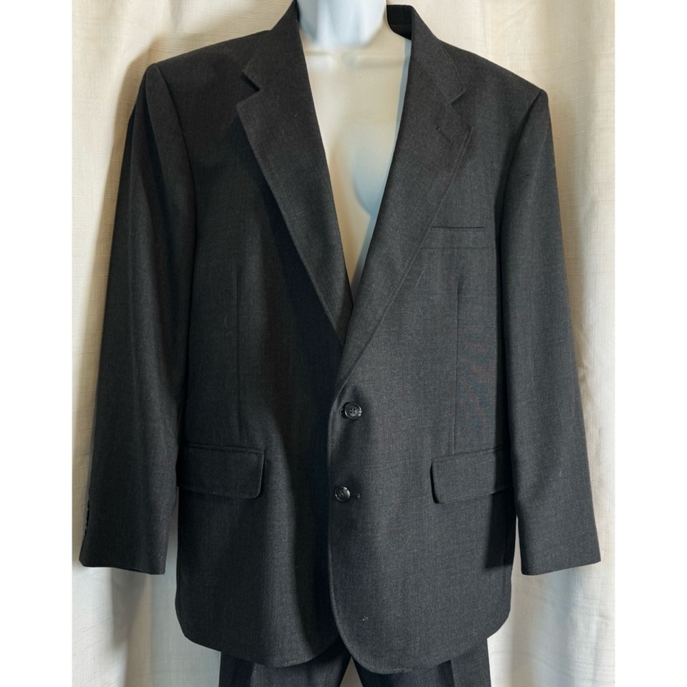 90’s Vintage ‘Barrington’ Charcoal Gray Tailored Suit - Picture 2 of 7